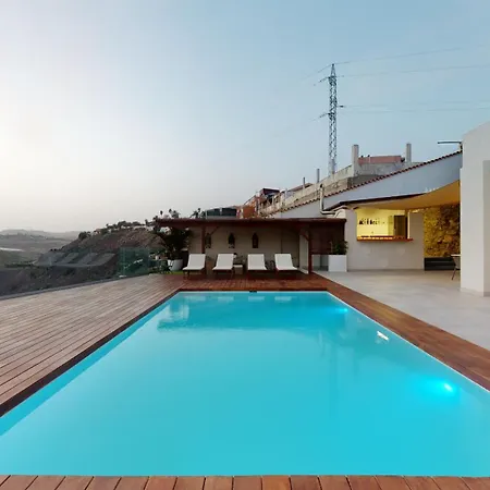 Sunset Paradise Villa *